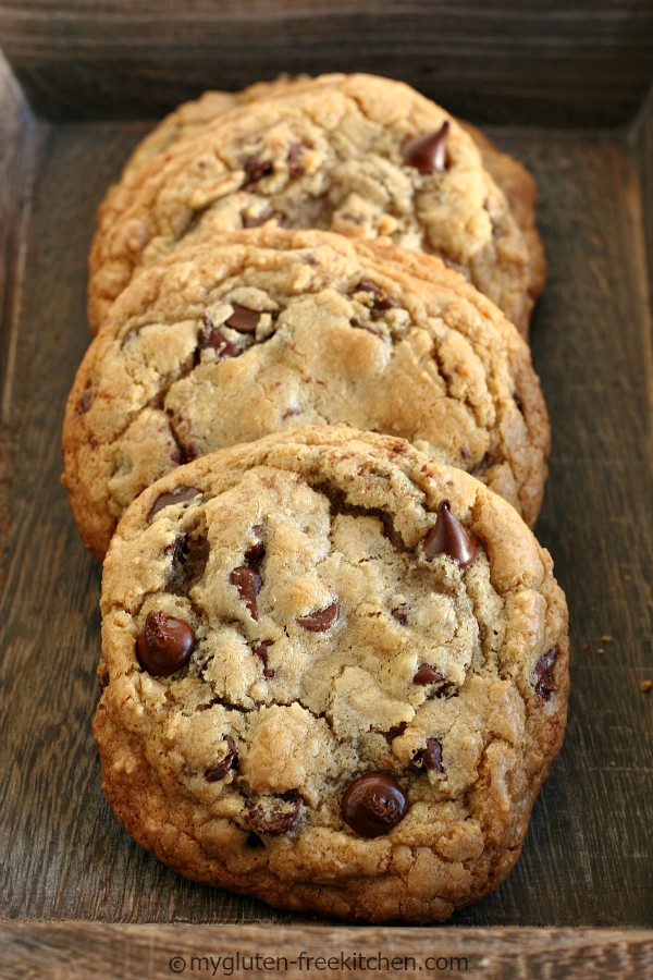 Soft & Chewy Gluten-Free Chocolate Chip Cookies: The Cornstarch Secret